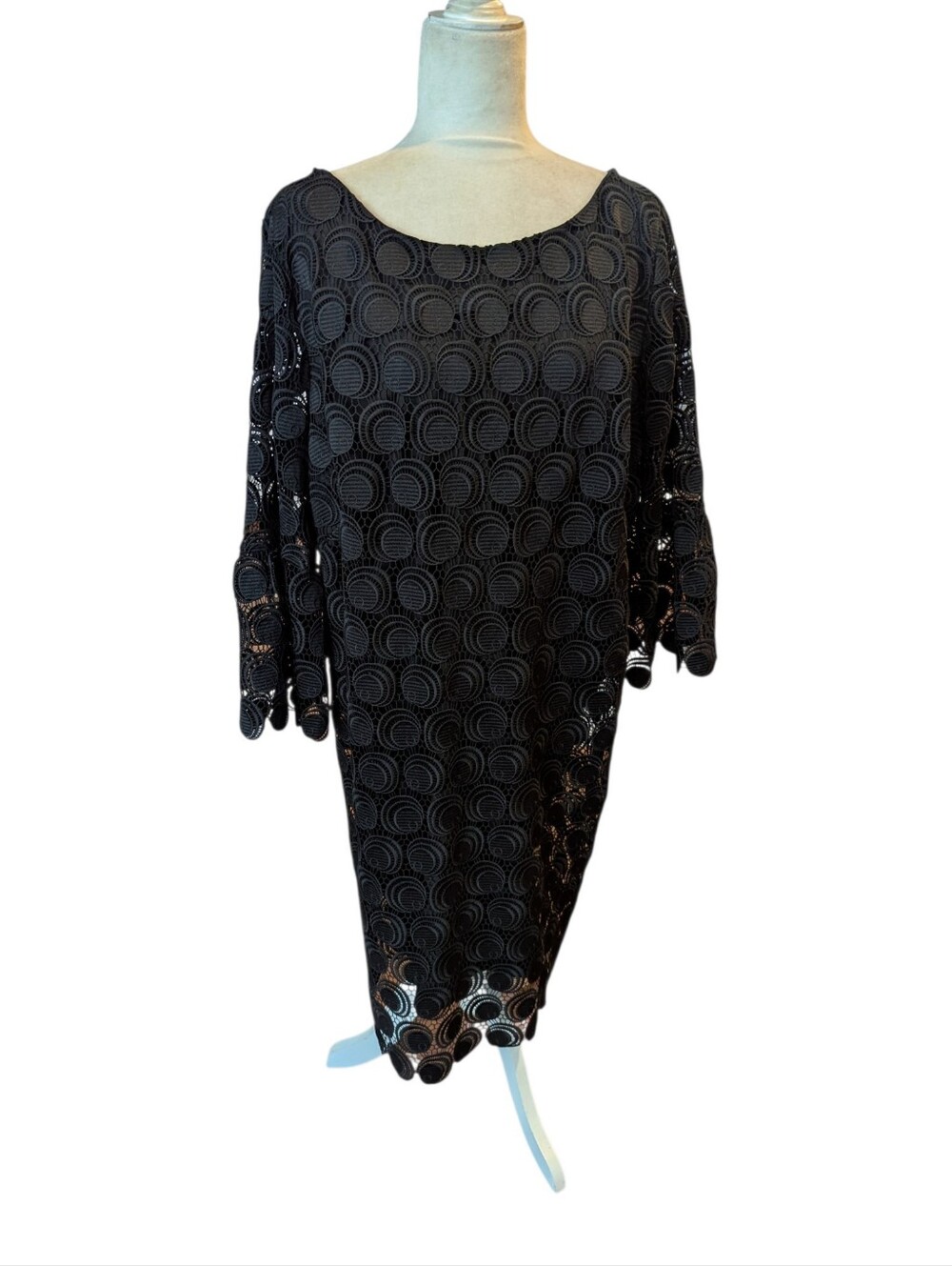 RSVP Talbots Black Circle Crochet Lace Overlay Shift Dress  Bell Sleeves
